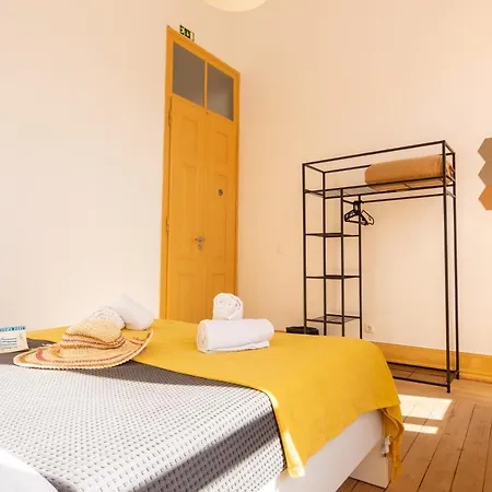 Growin Digital Nomads Hostel *