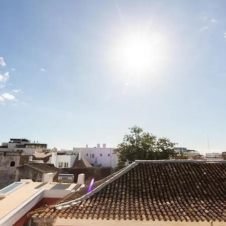 Growin Digital Nomads Hostel *