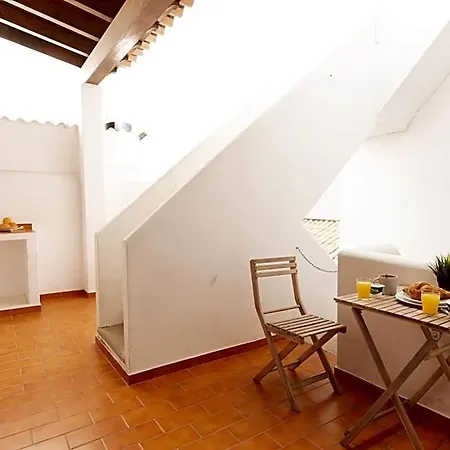 Growin Digital Nomads Hostal *